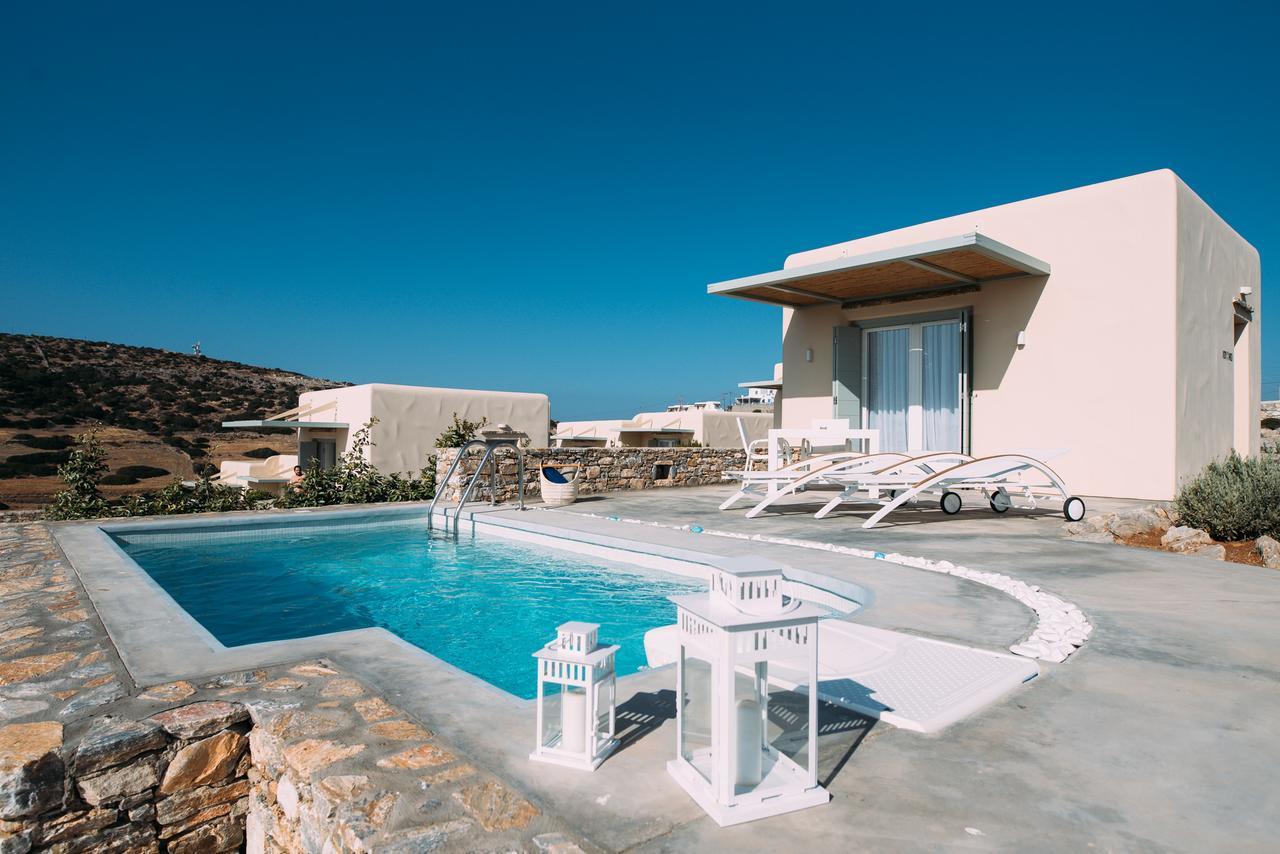 Schinoza Luxury Suites Schoinoussa Exterior photo
